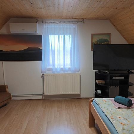 Kéknefelejcs Vendégház Tapolca Exterior foto